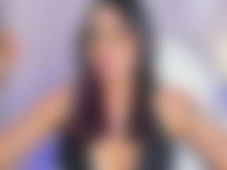Live cam show with AzuraKindong - Red Hair Squirt on Gym Cam Girls