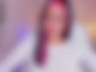 Live cam show with AzuraKindong - Athletic on Soda Cam