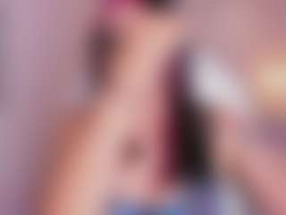 Live cam show with AzuraKindong - Camel Toe on slutload