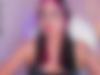 Live cam show with AzuraKindong - Camel Toe on SinfulBabes