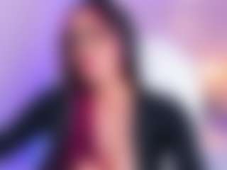 Live cam show with AzuraKindong - Petite on https://playwithruby.com