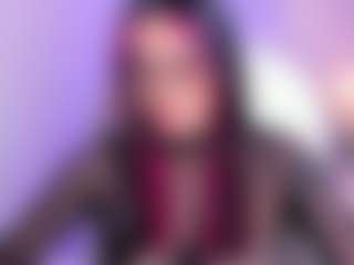 Live cam show with AzuraKindong - Red Hair on Gym Cam Girls