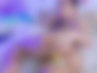 Live cam show with TIFFANY - Average on Camsoda.co