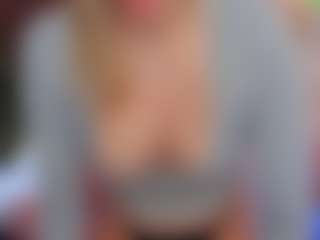 ameliegraham's Live Sex Cam Show