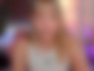 Live cam show with ameliegraham - Glasses on studioflirtlive.com