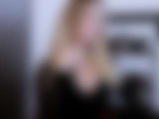 Live cam show with AlissaNice - Mistress on hotwifechat.live