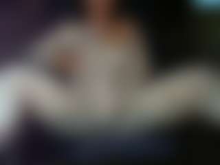 Ashley20's Live Sex Cam Show