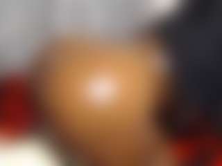Live cam show with DangerCurvy - Bedroom on Fling VIP Chat
