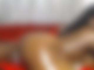 Live cam show with DangerCurvy - Ebony on Hubzter Live