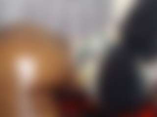 Live cam show with DangerCurvy - Ebony on camwithhim.com