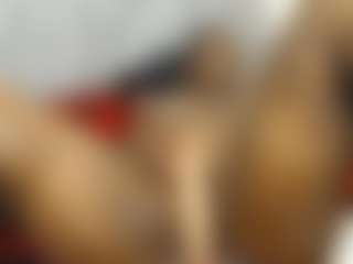 DangerCurvy's Live Sex Cam Show