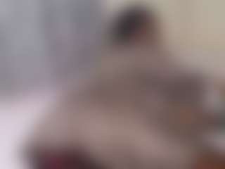 DangerCurvy's Live Sex Cam Show