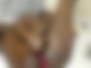 DangerCurvy's Live Sex Cam Show