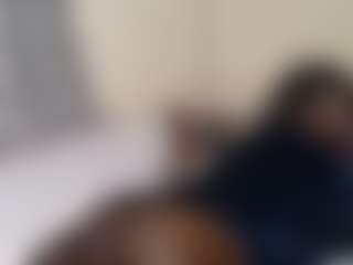 Live cam show with DangerCurvy - Wet on Mixed Magazine Live