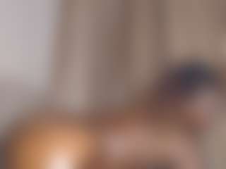DangerCurvy's Live Sex Cam Show