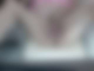 Live cam show with selenhax - Squirt on Big Tits