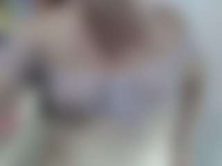 Live cam show with selenhax - Mature on TottyGirls