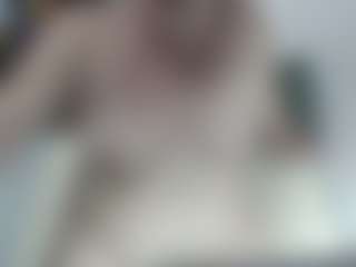Live cam show with selenhax - Mature on Latina Girls
