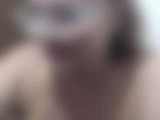 Live cam show with selenhax - Living Room on eurowanks.com