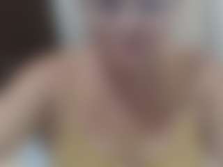 Live cam show with selenhax - Mature on Gym Cam Girls