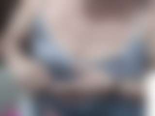 Spettacolo in cam dal vivo con selenhax - Bikini su Camsoda