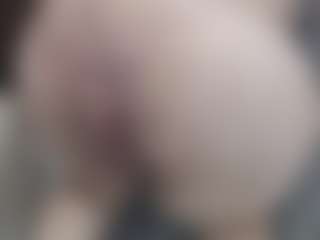 Live cam show with selenhax - Middle Aged on madthumbs