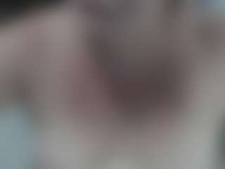 selenhax MILF webcam performer live streaming