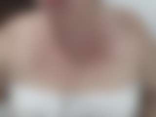 Live cam show with selenhax - Bikini on Camming Site