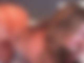 Live cam show with SharomRoss - Spank on googirlz