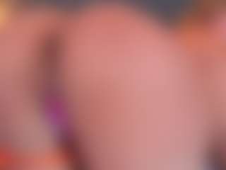SharomRoss's Live Sex Cam Show