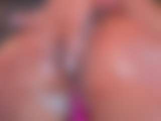 SharomRoss's Live Sex Cam Show