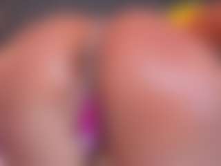 SharomRoss's Live Sex Cam Show
