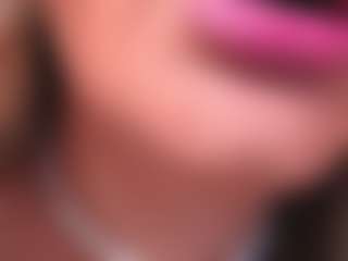 SharomRoss's Live Sex Cam Show