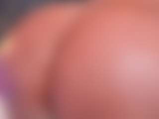 SharomRoss's Live Sex Cam Show