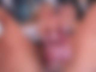 SharomRoss's Live Sex Cam Show