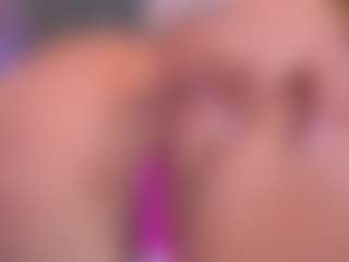 SharomRoss's Live Sex Cam Show