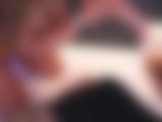 SharomRoss's Live Sex Cam Show