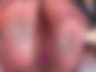 SharomRoss's Live Sex Cam Show