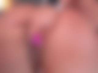 Live cam show with SharomRoss - Fuck Machine on infinitiblacc.com