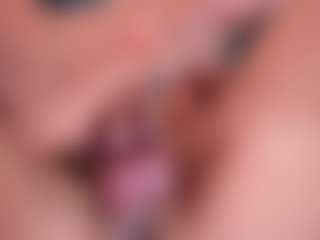 Live cam show with SharomRoss - Butt Plug on Camsoda