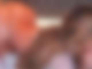 Live cam show with SharomRoss - Big Tits on Milfs Live