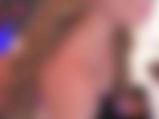 SharomRoss's Live Sex Cam Show