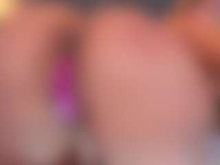 SharomRoss's Live Sex Cam Show