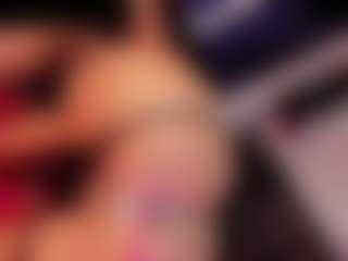 charlottesweetxx's Live Sex Cam Show
