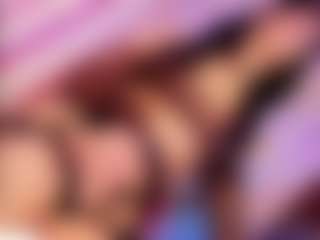 Live cam show with charlottesweetxx - Orgasm on Free Soda