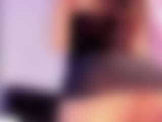 charlottesweetxx's Live Sex Cam Show