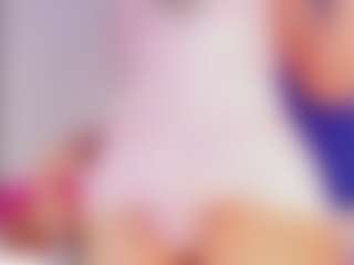 charlottesweetxx's Live Sex Cam Show