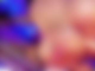 Live cam show with charlottesweetxx - Spank on AdultVida.com