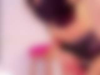 Live cam show with charlottesweetxx - Tease on Hubzter Live