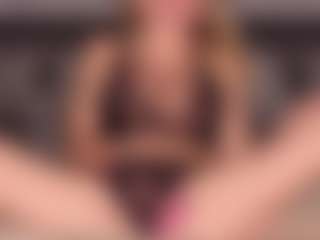 Live cam show with DanicaMoore - Natural on Streamer API